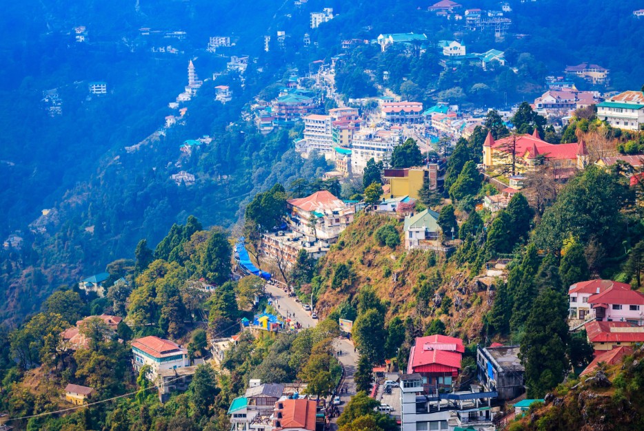 Luxury Force Traveller Mussoorie